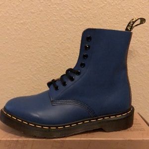 NIB Dr. Martens Pascal Blue 1460 Boots US Womens 7